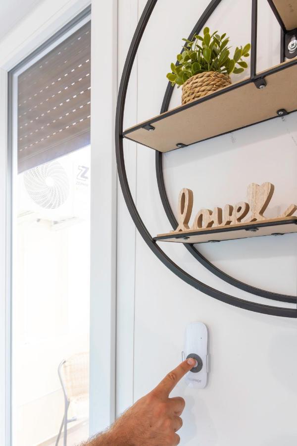 Quarzo. Modern Rooms Cagliari Ngoại thất bức ảnh