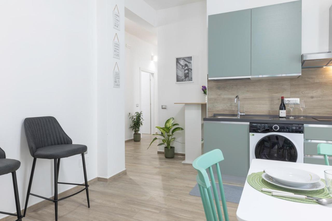 Quarzo. Modern Rooms Cagliari Ngoại thất bức ảnh