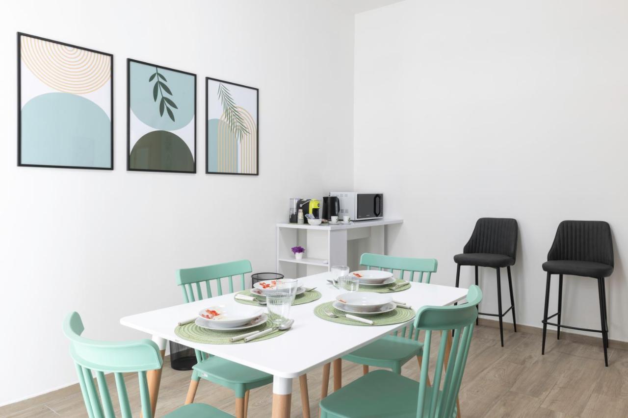 Quarzo. Modern Rooms Cagliari Ngoại thất bức ảnh
