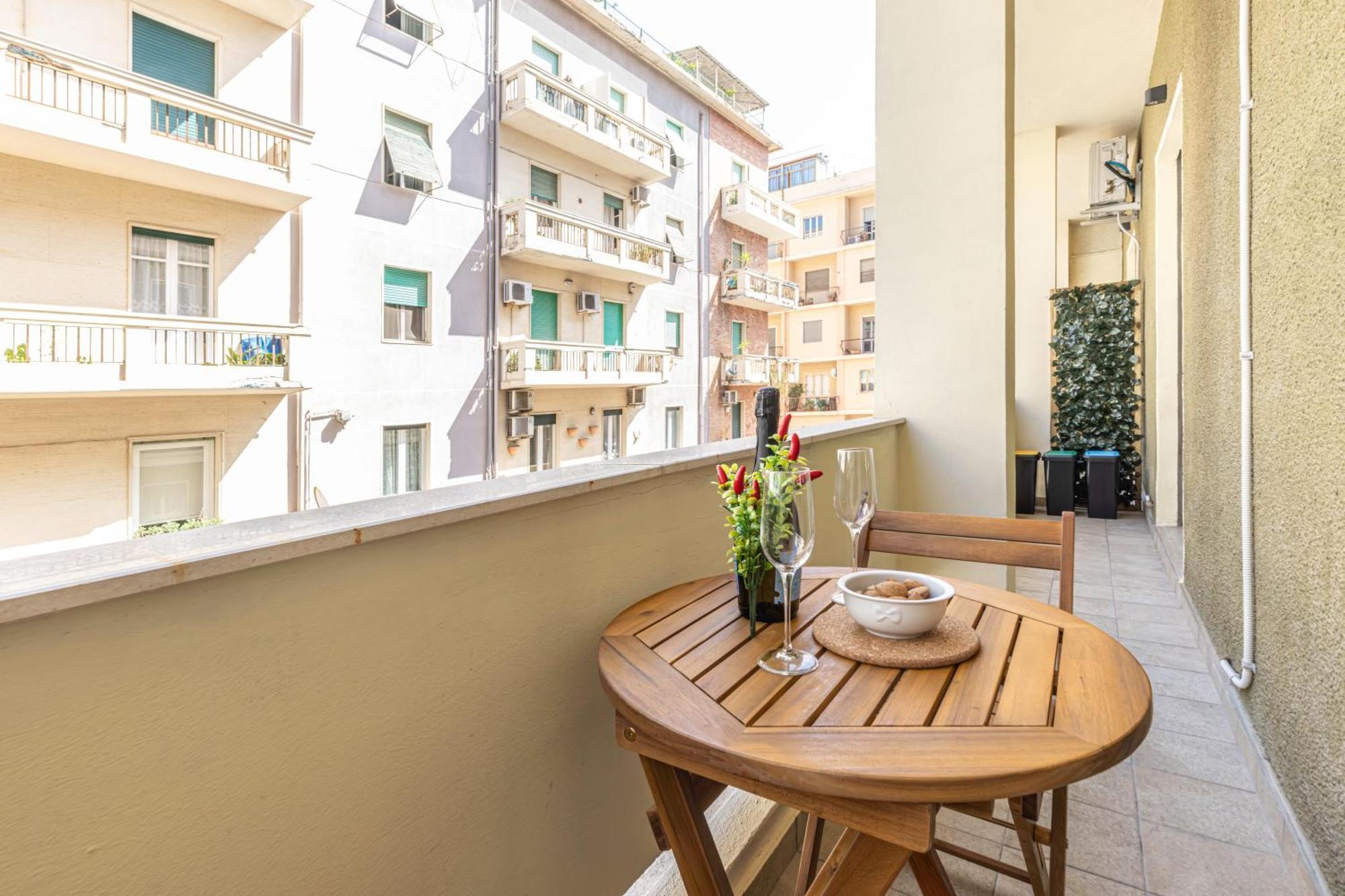 Quarzo. Modern Rooms Cagliari Ngoại thất bức ảnh
